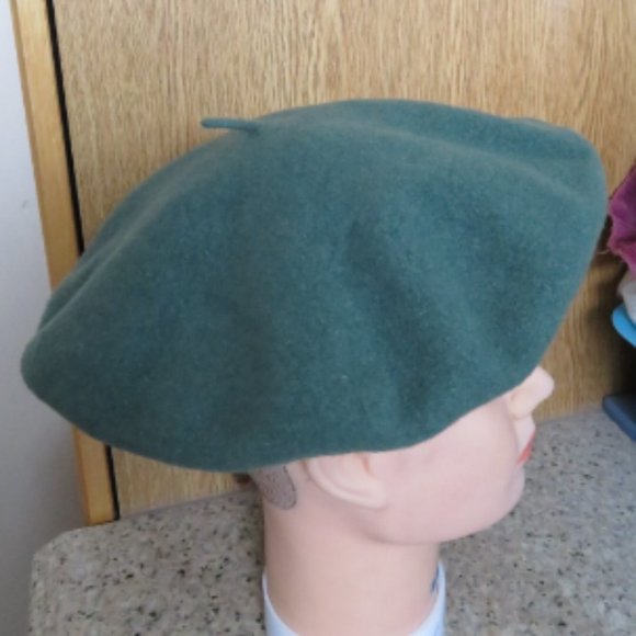 Vintage Hunter Green Wool BERET Hat S/M (144J) - Picture 2 of 6